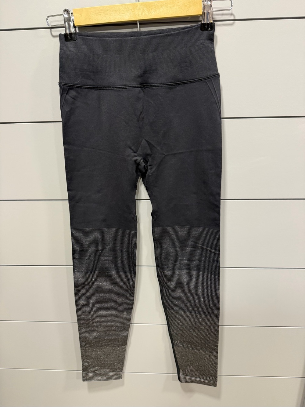 Lululemon size 4 black leggings